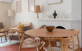 Deux Chambres Avec Terrasse Dans Le Centre Ville D'Aix En Provence